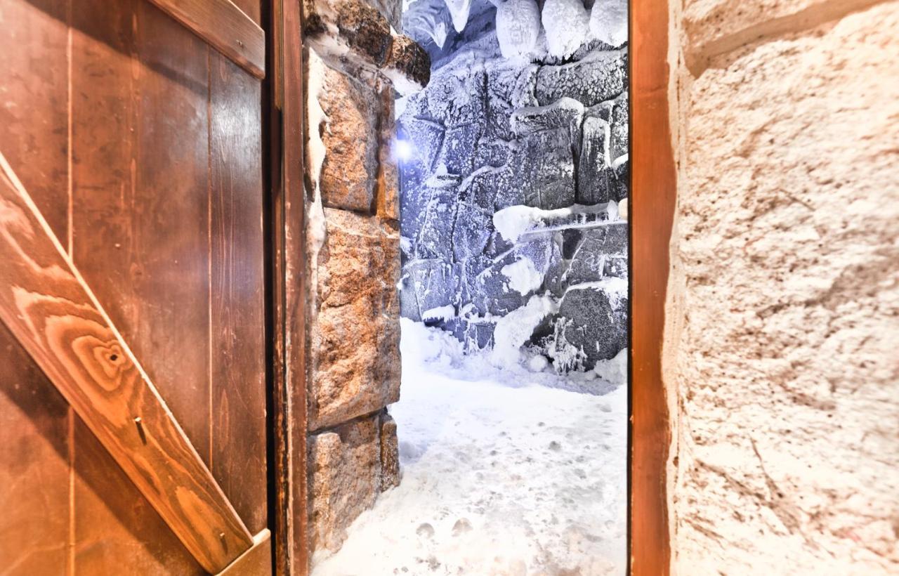 Artis Dom Goscinny Zamość Exterior foto